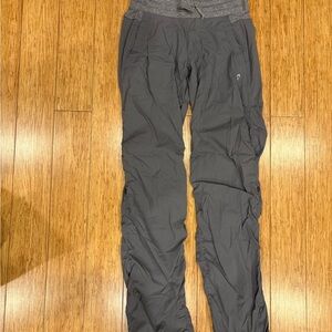 VINTAGE Ivivva by Lululemon Gray Pants